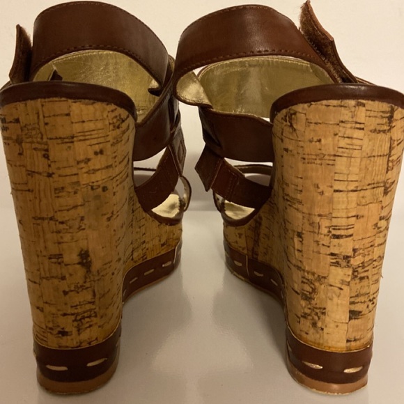 Charles David Wedges - Picture 5 of 6